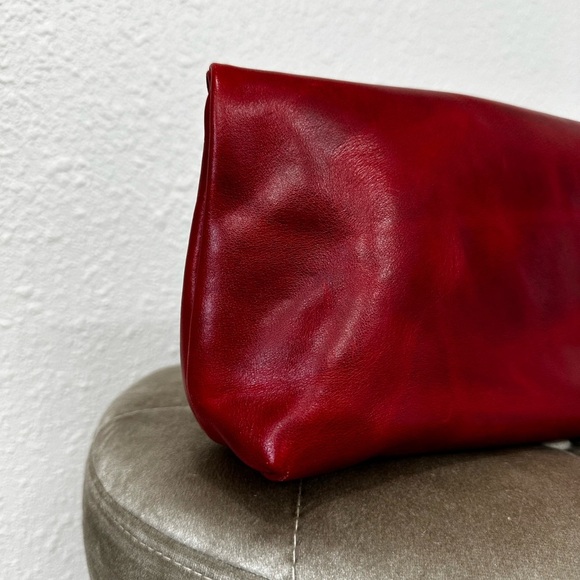 Patricia Nash NWT Wristlet Clutch Folding Expandable Ruby Red Leather VALERIE - Picture 8 of 11